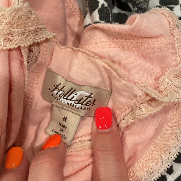 Bundle of Spaghetti strap tanks - Picture 5 of 9